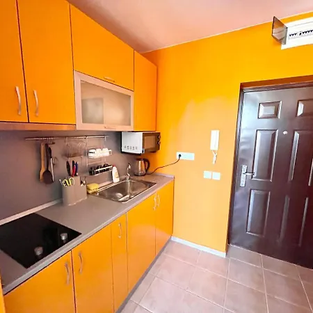 Orient Apartment
