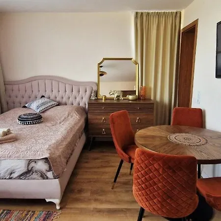 Apartment Orient *