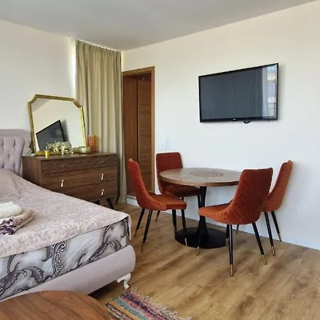 Апартаменты Orient